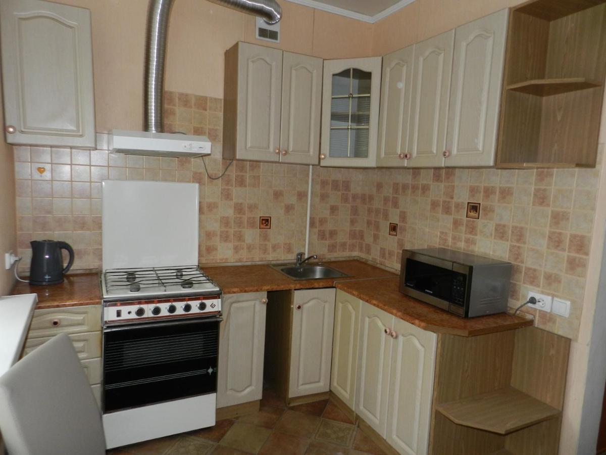 1-Room Luxury Apartment On Sobornyi Avenue 170-V, By Grandhome Zaporizhia Екстериор снимка