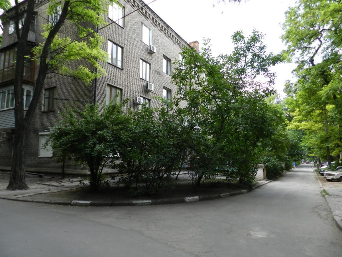 1-Room Luxury Apartment On Sobornyi Avenue 170-V, By Grandhome Zaporizhia Екстериор снимка